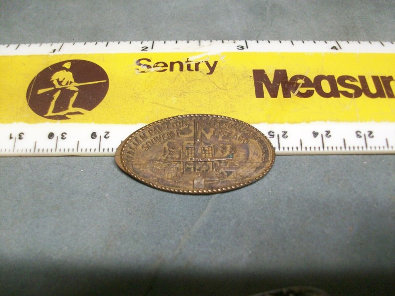 1933 World's Fair Italian pavilion on a 1919 Lincoln  Cent elongated cent
