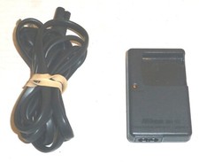 Genuine Nikon MH-63 Class 2 Battery Charger Output: 4.2V-0.55A PLEASE READ