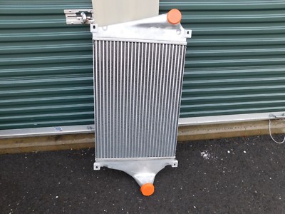 STERLING CHARGE AIR COOLER INTERCOOLER L7500, LT8500, EMJ F6HZ6K775CA 1030100ES