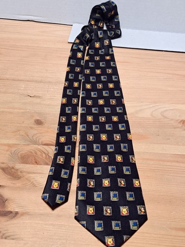 Disney Winnie The Pooh & Tigger Tie Exquisite Apparel Necktie Frames ...