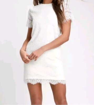 Lulu's White Lace Dress Women M Take Me To Brunch Scallop Shift Minimalist Angel
