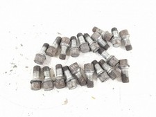 Mercedes-Benz ML W164 2007 Schrauben Muttern 0009904907 VIA36033 Mercedes-Benz ML W164 2007 Schrauben Muttern 0009904907 VIA36033