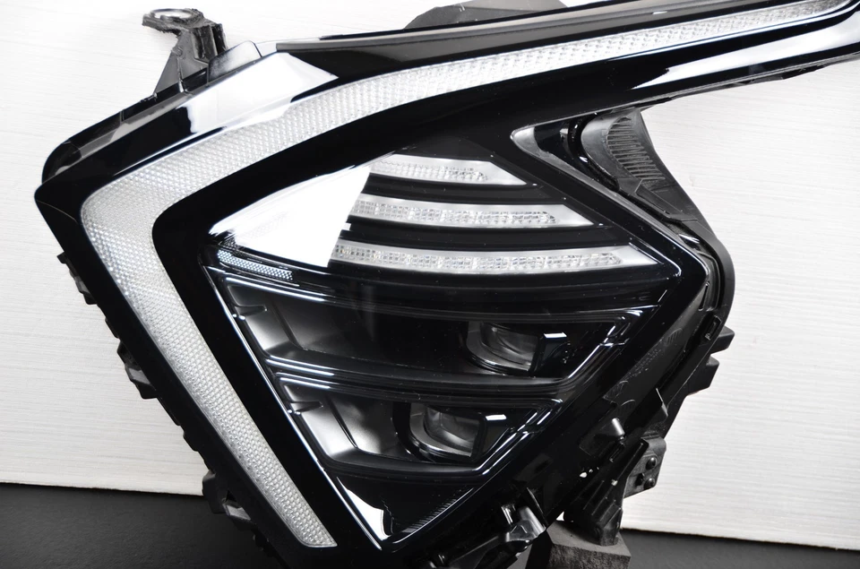 Faro proyector LED 2022 2023 2024 lado izquierdo del conductor Kia Sportage OEM Foto 2 de 4