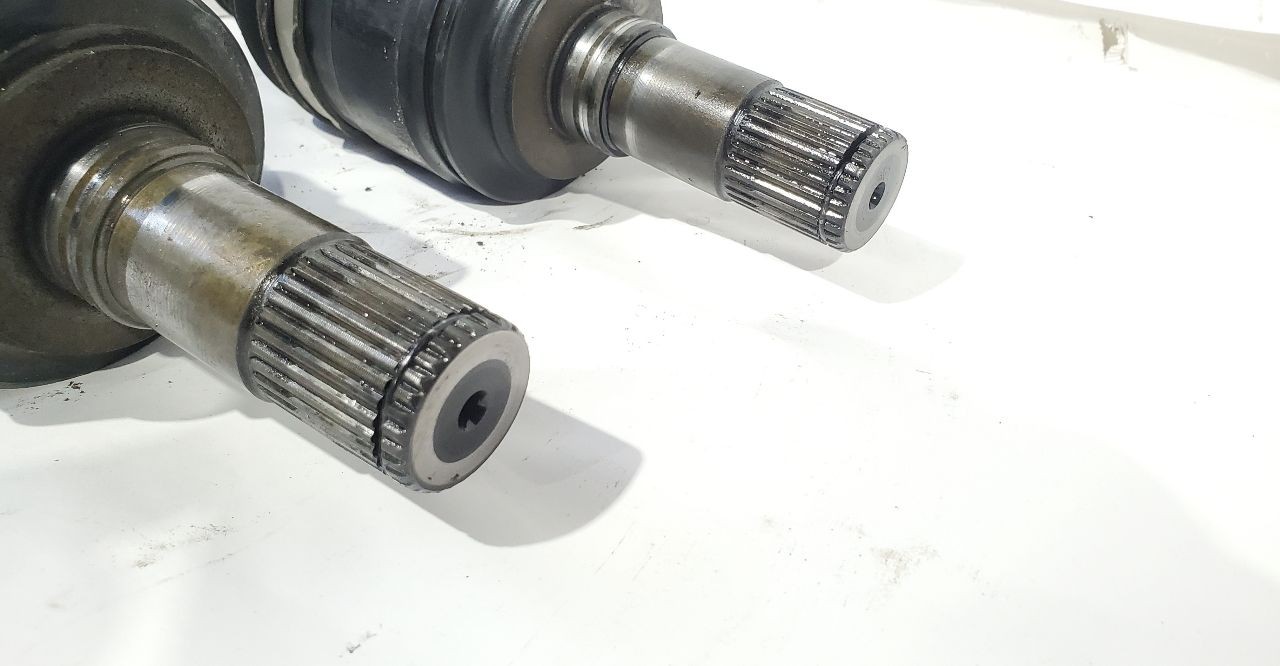 2017 Maserati GHIBLI OEM Rear Pair Axle Shaft