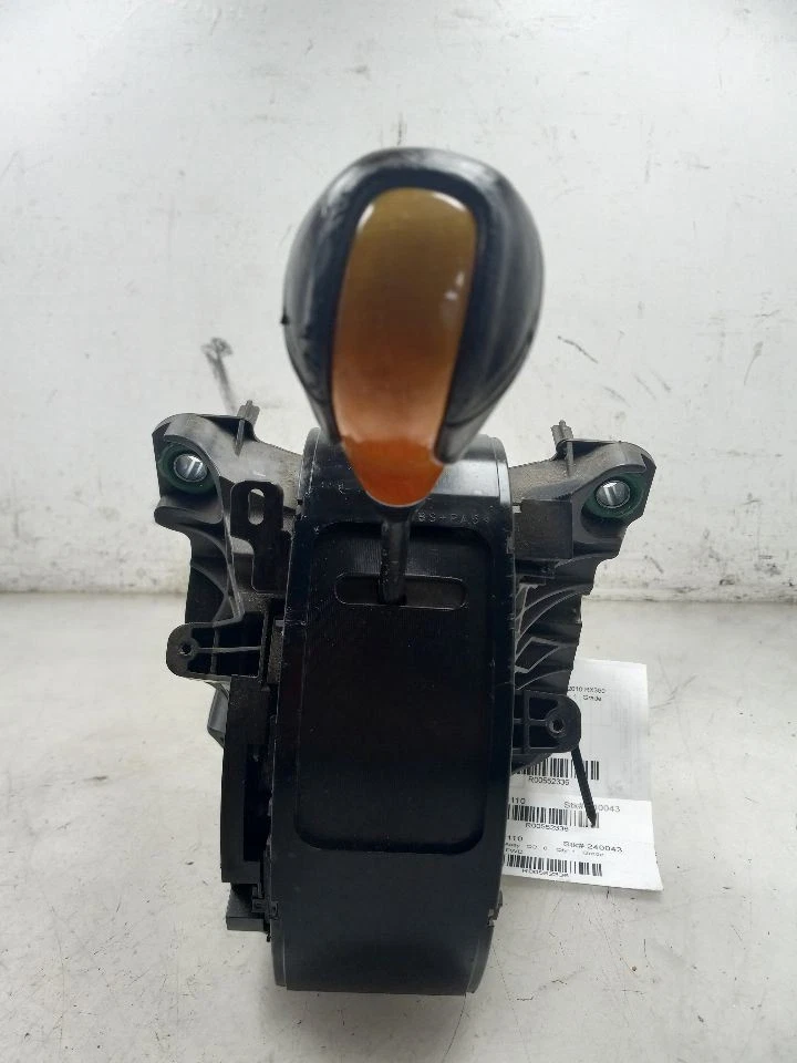 10 LEXUS RX350 TRANSMISSION SHIFT ASSEMBLY - Image 3 of 4