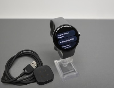 Google Pixel Watch 3 GA05735-US 41mm WiFi GPS Porcelain Silver