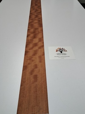 Figur Makore Furnier - NATURHOLZ Platte - 1210 mm x 110 mm