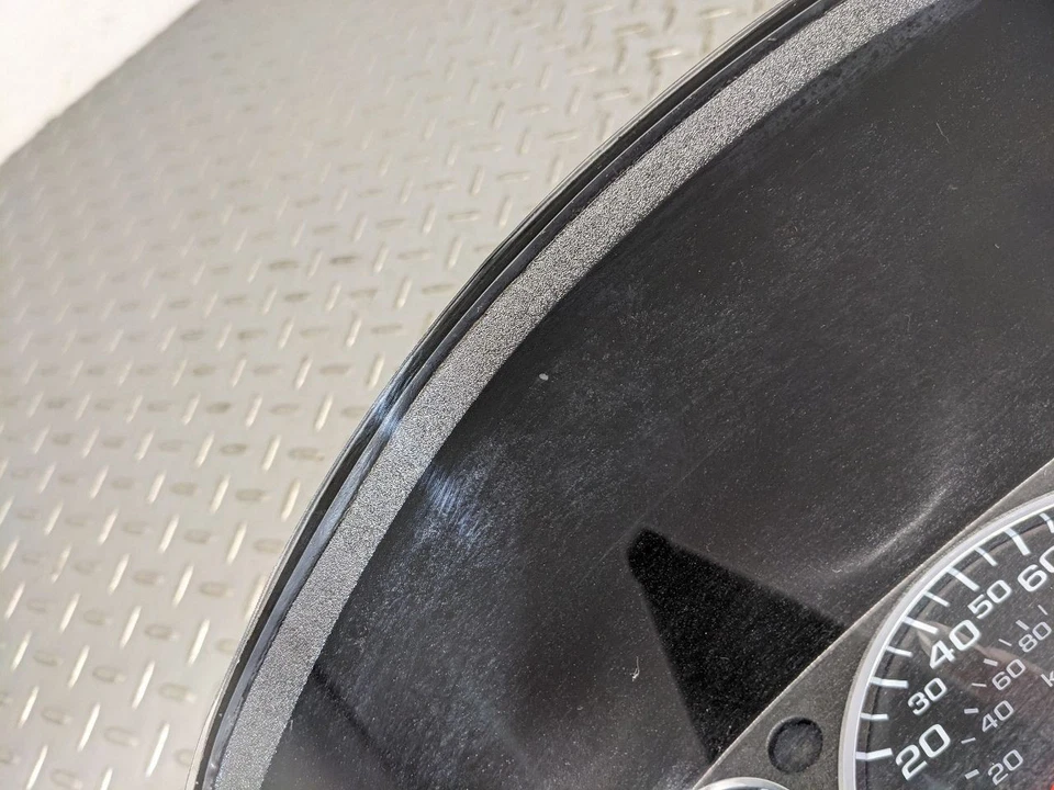 Speedometer MPH ID 84688155 Fits 21 EXPRESS 2500 VAN 1153729 - Image 3 of 4