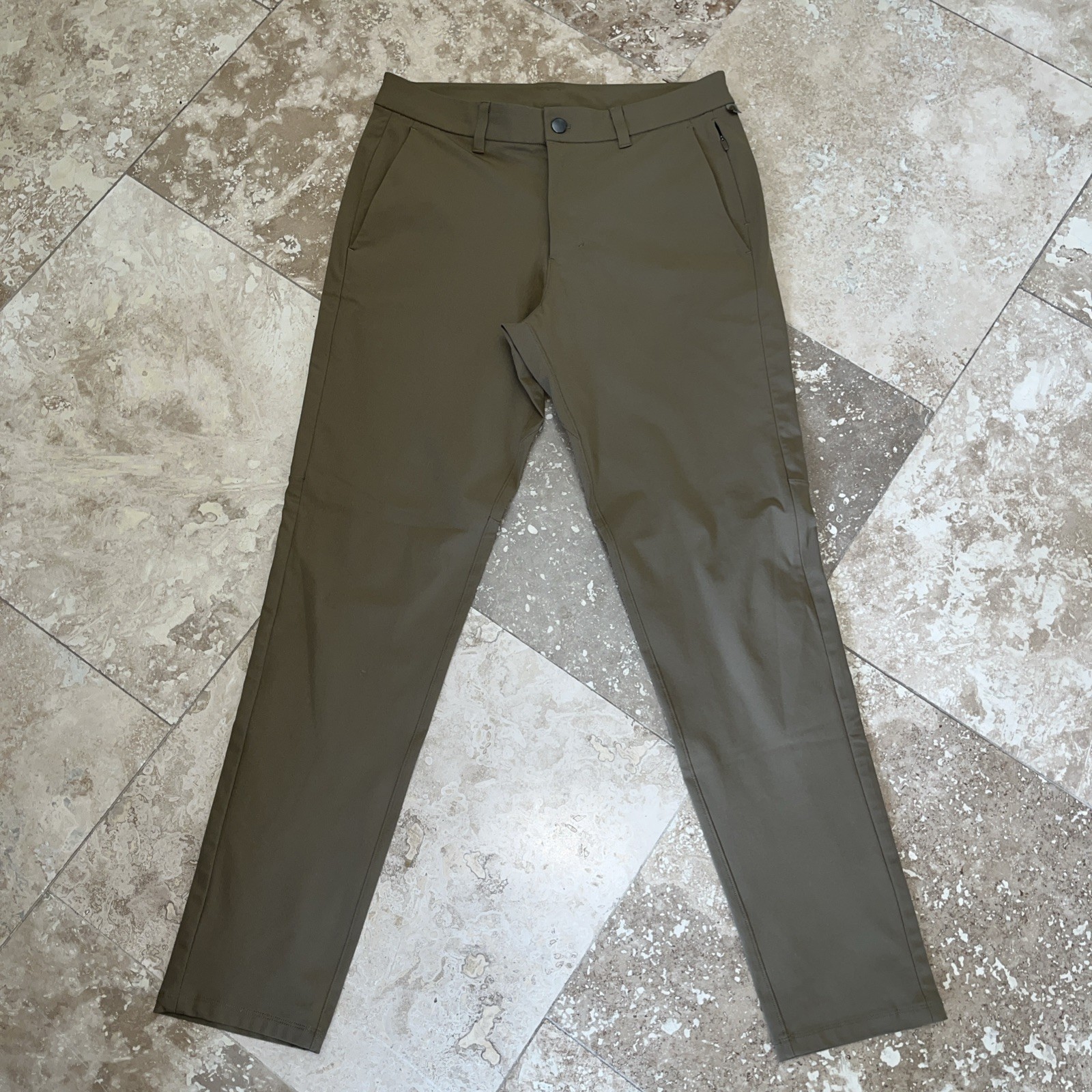 Lululemon ABC Slim-Fit Commission Pant Warpstreme Mens 32 X 32 Artifact Brown