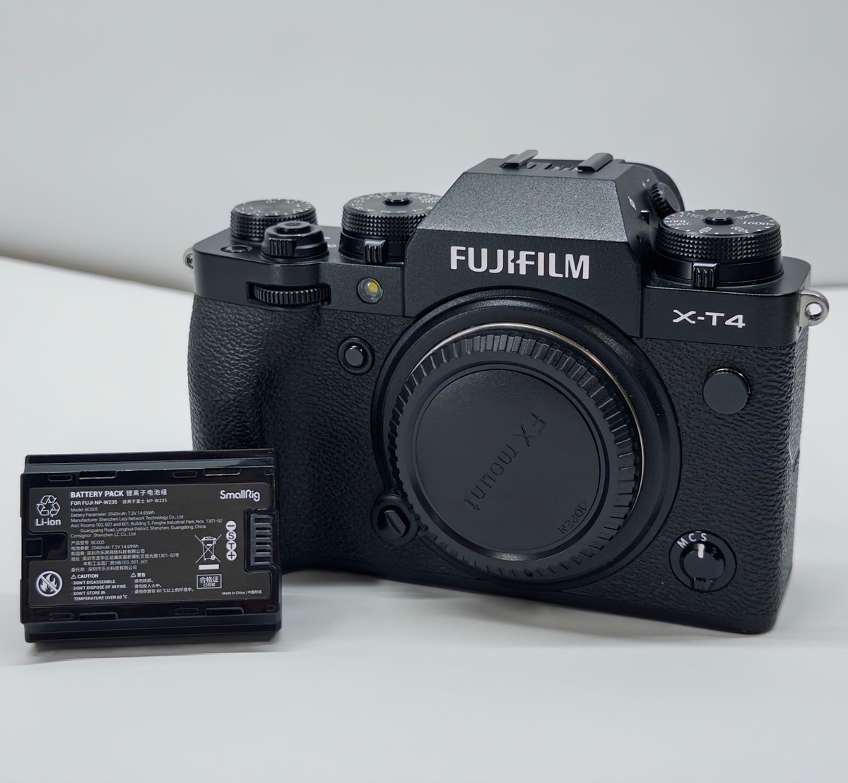 FUJIFILM X-T4(ブラック) FUJIFILM X-T4 Mirrorless Camera | Professional APS-C Camera for