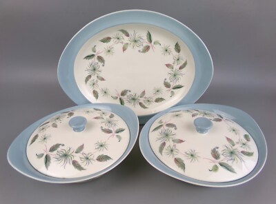 Wedgwood Penshurst Servierplatte & zwei Gemüseschalen/Schalen/Terrinen mit Deckel Vintage