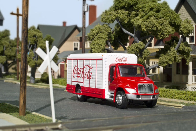 Caminhão Coca Cola Beverage Truck Escala 1/87