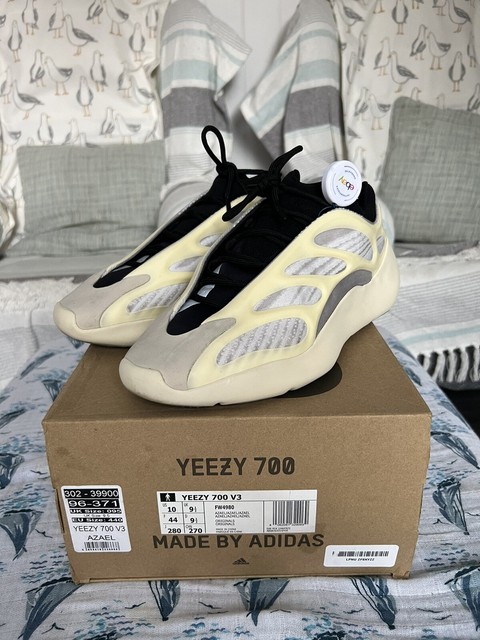 yeezy 300 azael