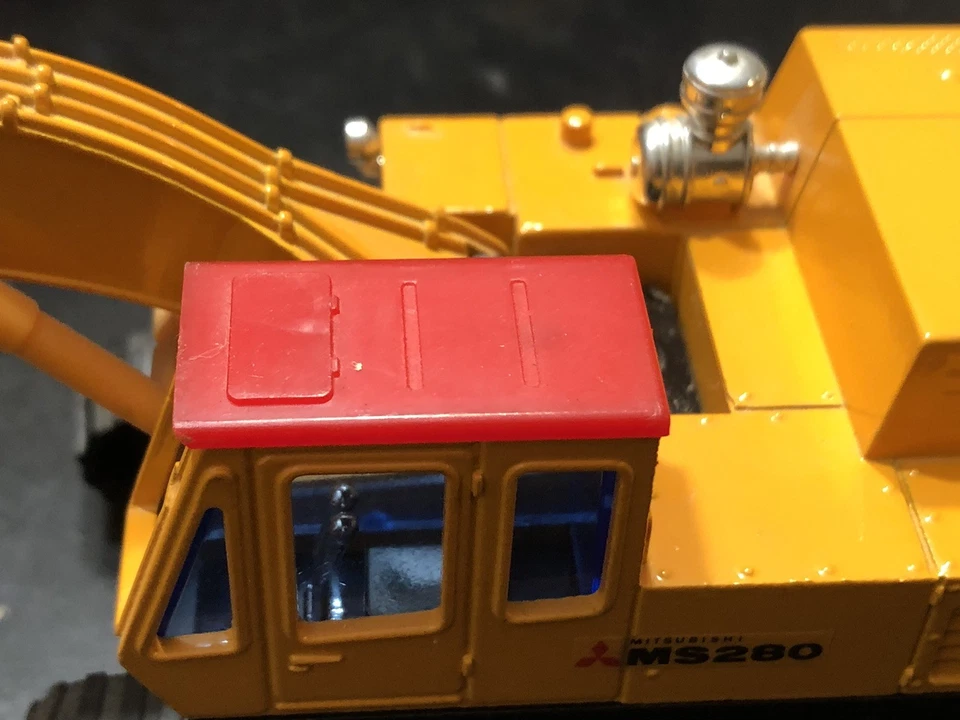 Shinsei Mini Power Wide #606 Mitsubishi Hydraulic Excavator Die Cast Model 1:48 - Image 4 of 4