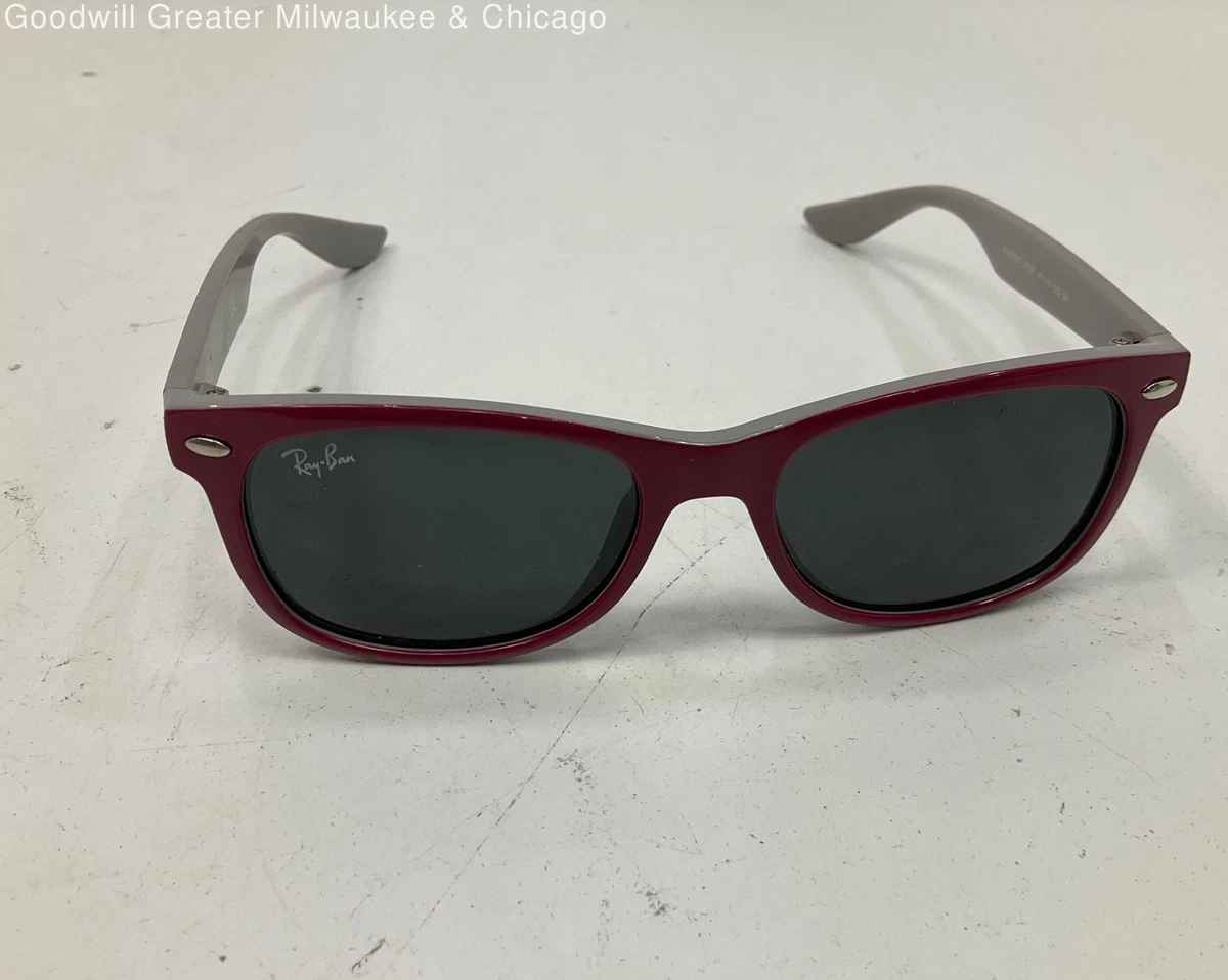 Ray-Ban dunkelrote Kinder Sonnenbrille mit weichem Etui