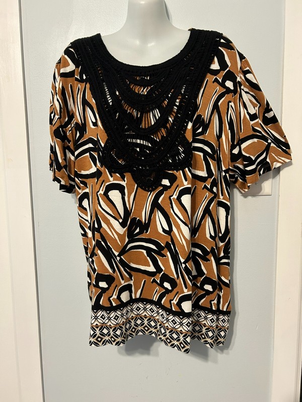 Women's Cato Black Multi-Color SS Top with Lace Embellished Neckline Plus 18/20W