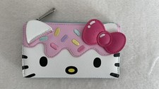 Colección Cartera Loungefly Sanrio Hello Kitty Sweet Treat Cupcake Solapa. Nuevo