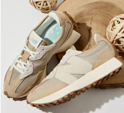 New Balance 327 Unisex Sneakers Shoes Women 9.5 / Men 8  Beige Moonbeam