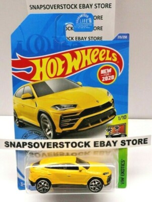 2020 HOT WHEELS YELLOW '17 LAMBORGHINI URUS, HW EXOTICS #1/10, HW #213, VHTF