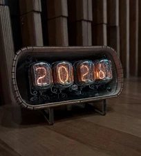 Nixie clock IN-12