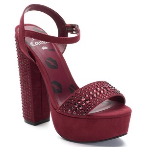 wine colored wedges