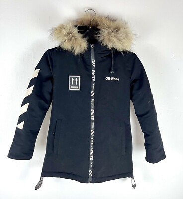 Off White Kinder Mädchen gefütterte Jacke Mantel mit Kapuze wattiert schwarz Pfeil Größe 8 Jahre
