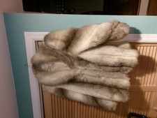 Fox FAUX Fur Coat for Women Size 14 EXCELLENT/MINT CONDITION VINTAGE 
