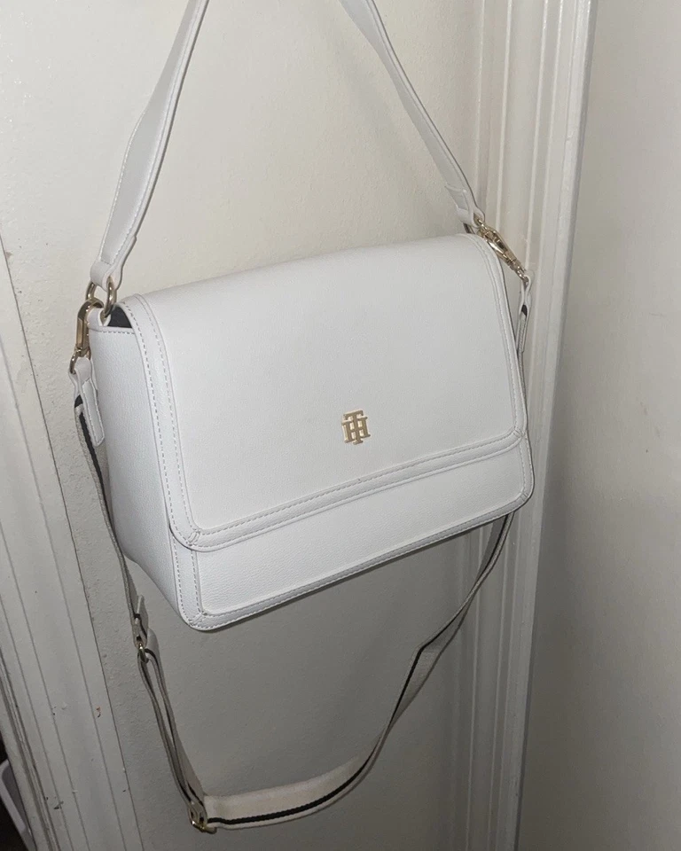 Tommy Hilfiger Women's Crossbody Bag - Image 3 of 4