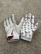 Nike Superbad 7.0 Alabama Football Gloves White Size 4XL Game Worn 2025
