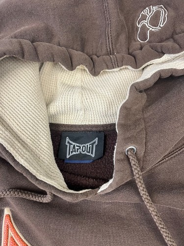 Vintage Tapout Sweatshirt Mens L Brown Basketball Textured Logo Hoodie Y2K MMA - Picture 4 of 10