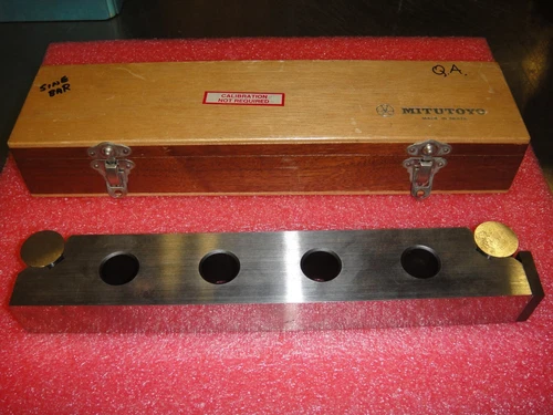 Mitutoyo Sine Bar 10" with Original Wood Box pre owned pictured