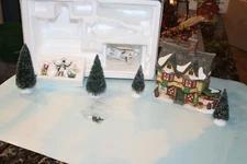 DEPT 56 Dickens Village SETON MORRIS SPICE MERCHANT Gift Set in BOX 