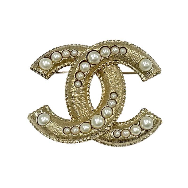 CHANEL Authentic Brooch Jewelry Corsage Gold Color Coco Mark Pearl