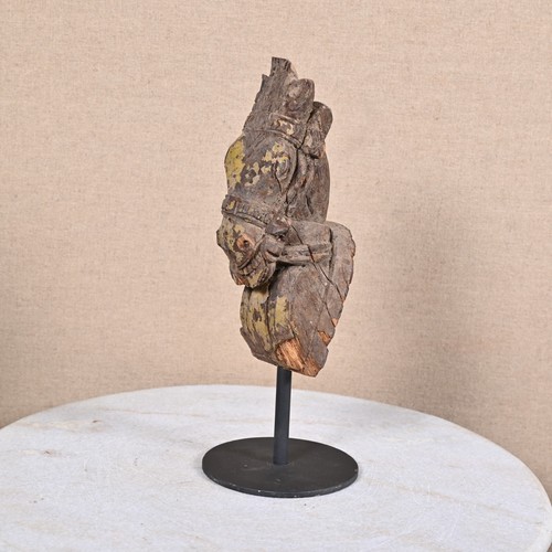 Scultura top da tavolo decorativa testa di cavallo finemente intagliata - Foto 4 di 9