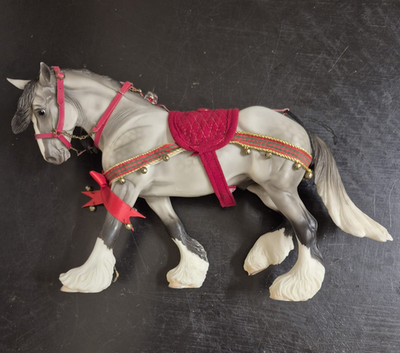 Breyer 2007 Holiday Horse Wintersong, as is, see photos! | eBay