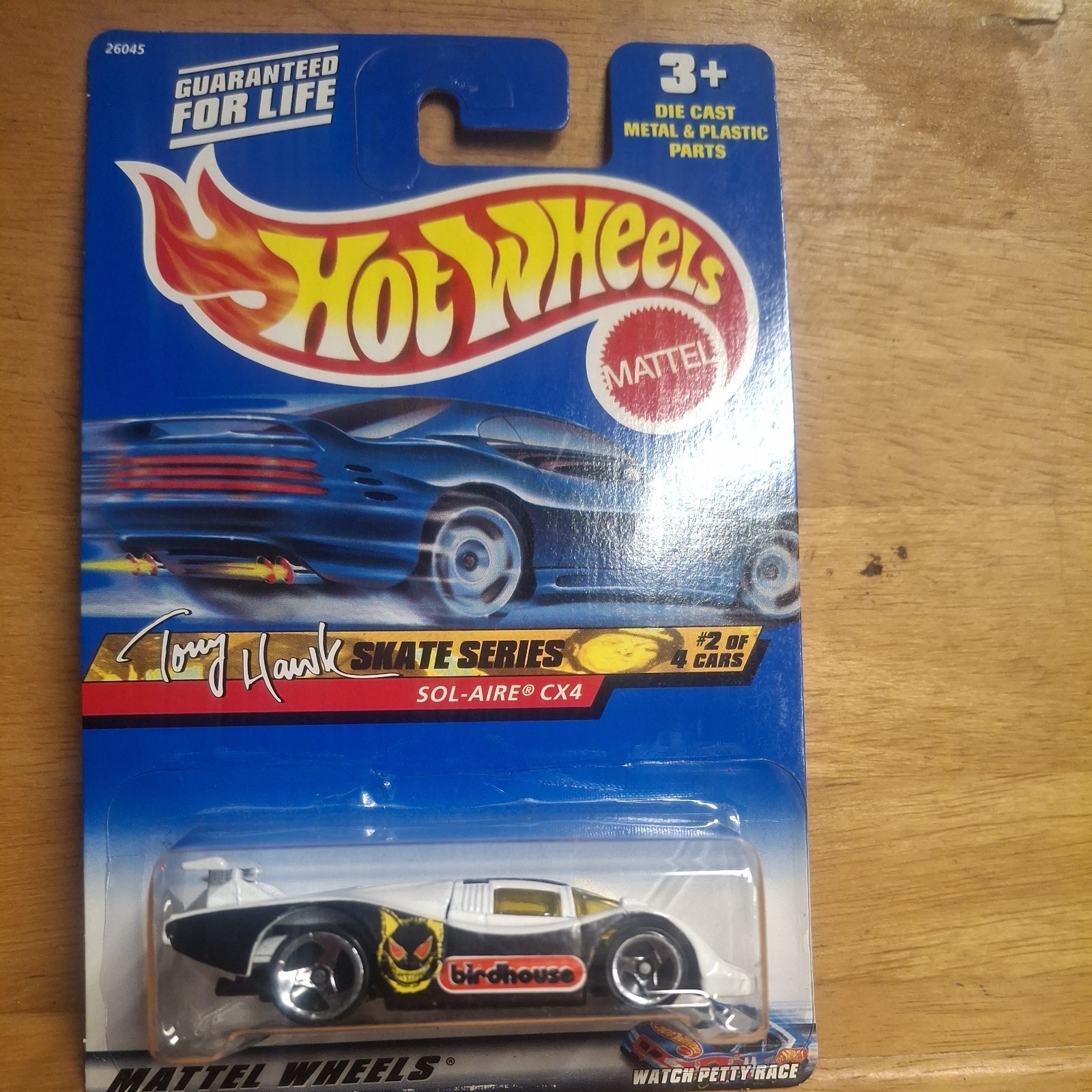 2000 Hot Wheels #42 Tony Hawk Skate Series 2/4 SOL-AIRE CX4 White w/Chrome 3 Sp