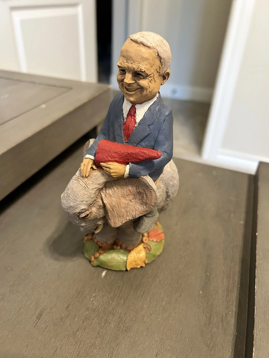 25+ Tom Clark Collectible Sculptures & Figurines for sale