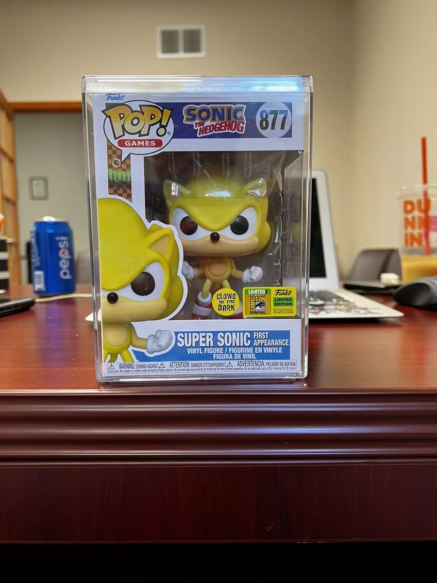 Funko Pop Games Sonic The Hedgehog - Super Sonic First Appearance 877 (sdcc  2022) (glows In The Dark)