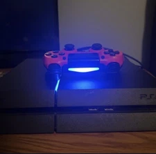 Playstation 4 with DUALSHOCK 4 Controller / BARELY USED