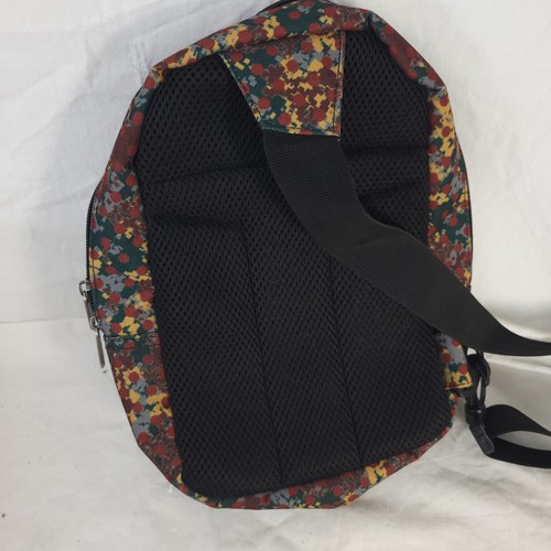 Funko Pop! Star Wars FL Futura Laboratories Sling Bag. Multi-Color New 12x9x2 - Picture 5 of 9