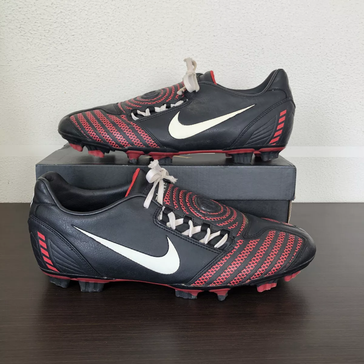Nike Total Ninety 90 Shoot II FG Black Red Leather Soccer Cleats Mens 318887 016