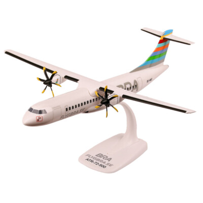PPC Braathens Regional ATR 72-500 SE-MKE Desk Display 1/100 Model AV Airplane