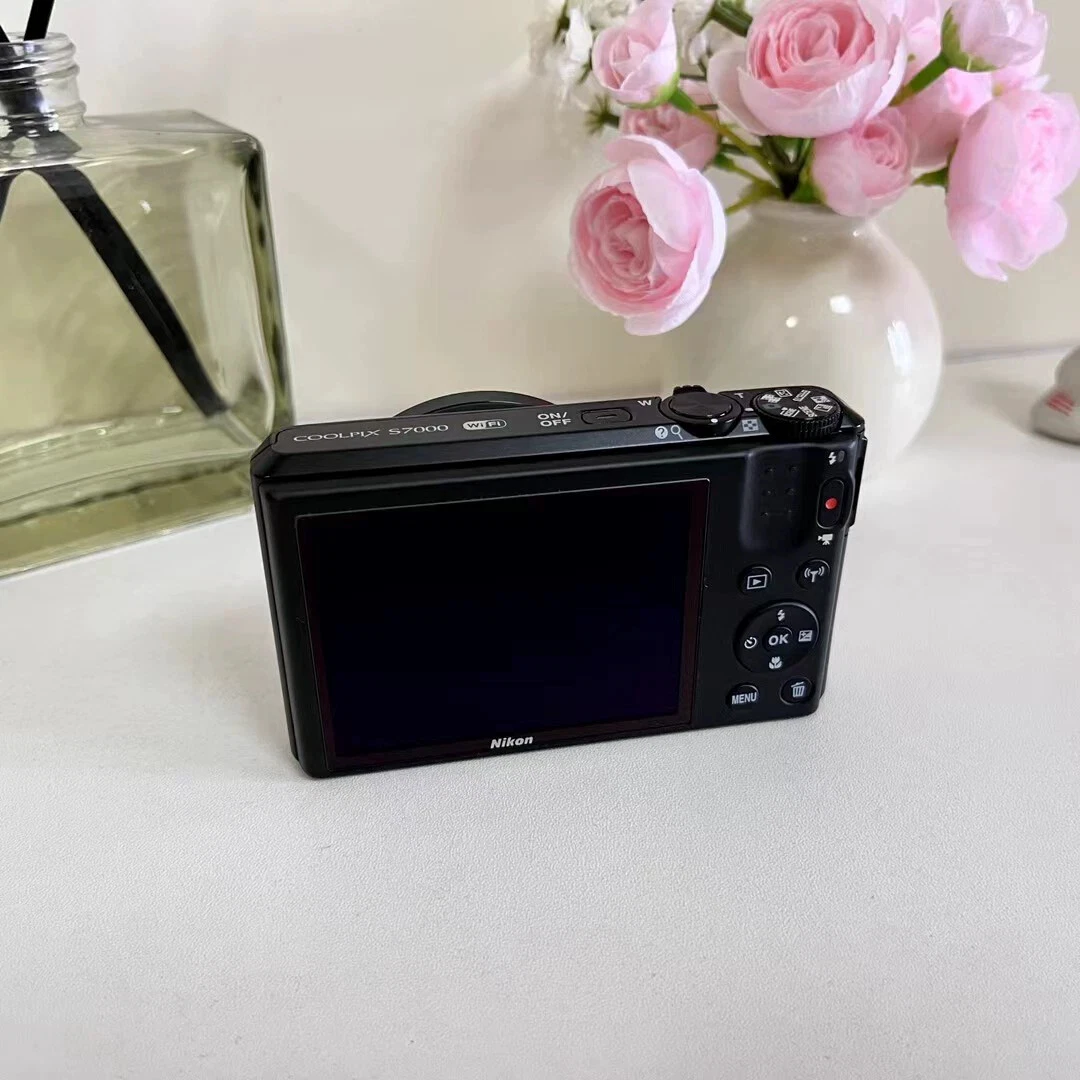 162 Nikon COOLPIX S700 アーバンブラック Amazon | Nikon デジタルカメラ COOLPIX (クールピクス) S700
