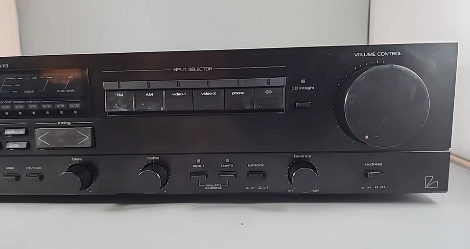 Luxman Digital Synthesizer AM/FM Stereo Receiver R-113 - Phono Jack - Tested - Image 3 of 4