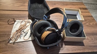 Sendy Audio AIVA - V1 - Planar Headphones. Case and Box. Extra Pads. Read Desc.