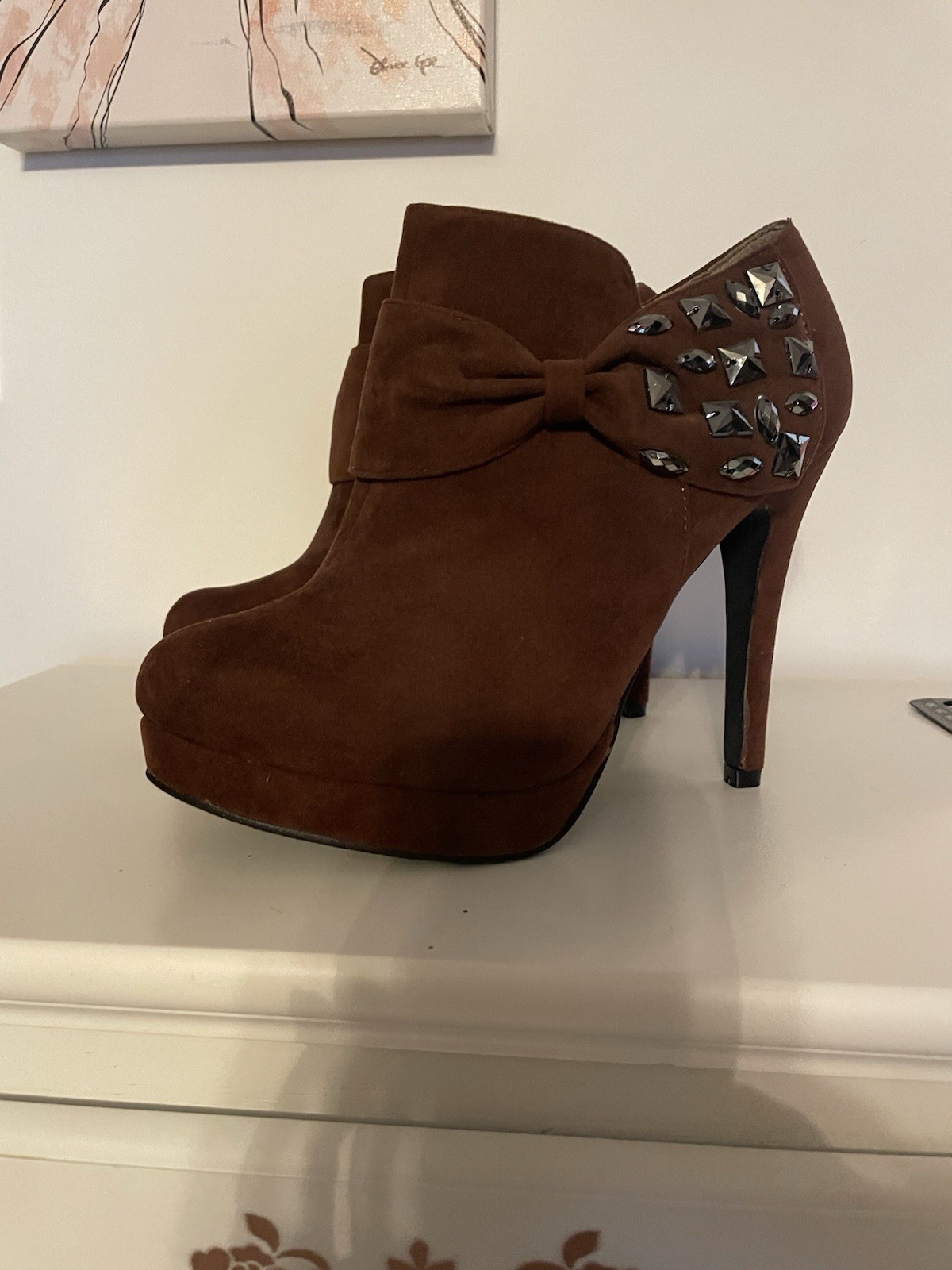 Brown Suede Ankle Boots Women Size 8.5 with Bow And Gems