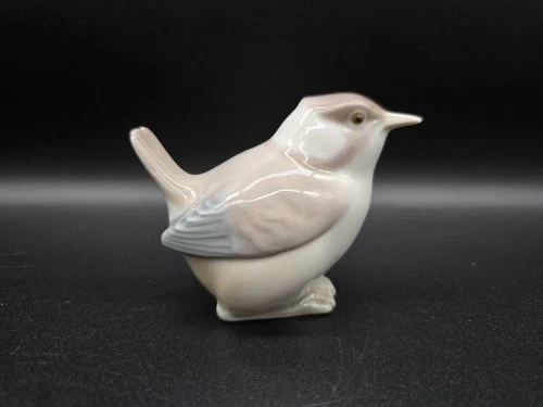 Lladro Fledgling Bird Figurine 1053 "Pajarito Feo"