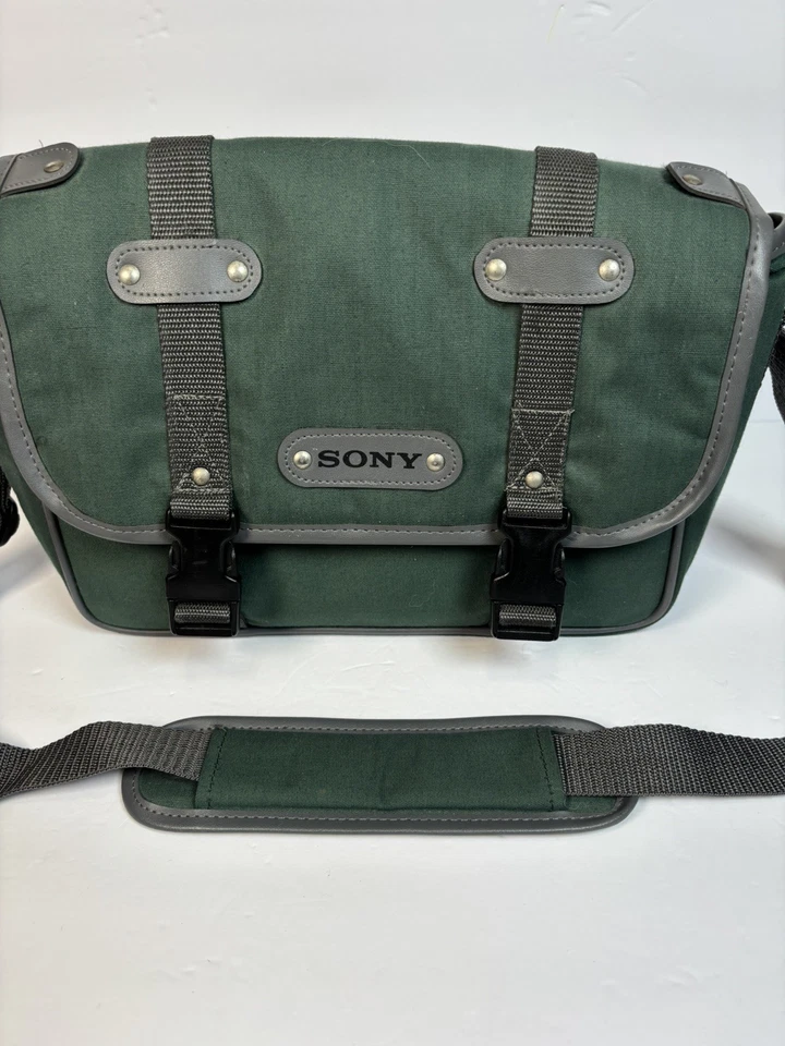 De colección. Auténtico OEM Sony Verde Videocámara Estilo Mensajero Bolsa Estuche de Transporte 13”x9” Foto 2 de 4