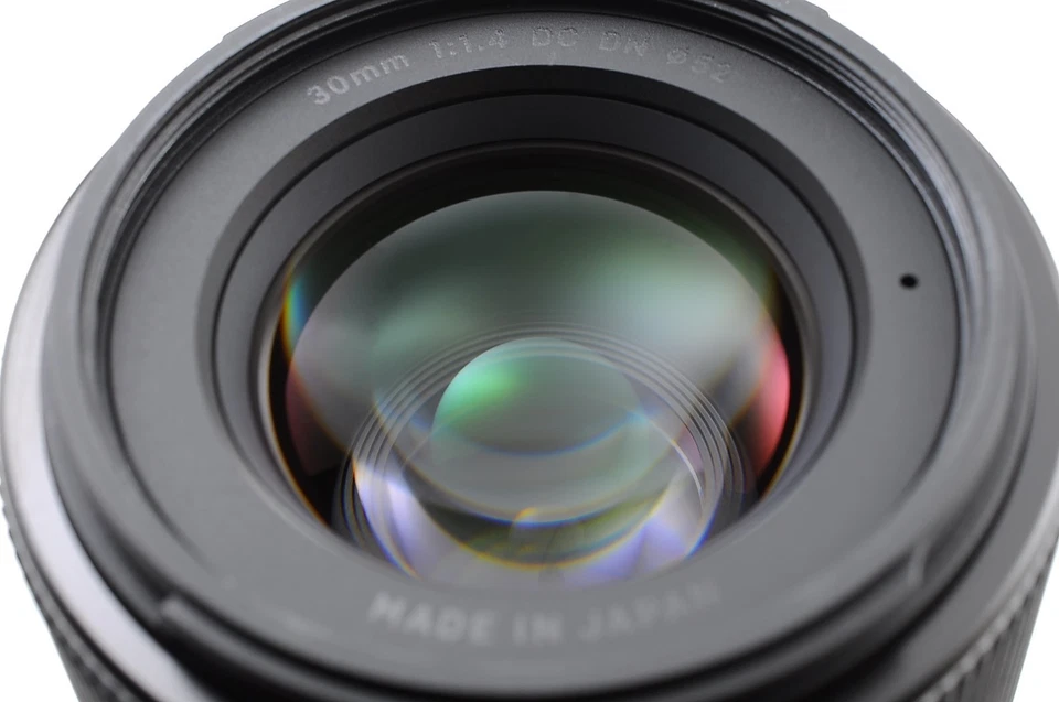 SIGMA 30mm F/1.4 DC DN Contemporary Lens for SONY E Mount w/filter -MINT- #1358 - Image 4 of 4