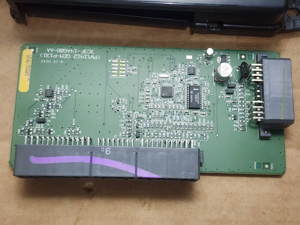 2002-2003 Ford F250 F350 Excursion 4x4 Interior GEM Module 3C3T-14B205-AB - Image 2 of 4